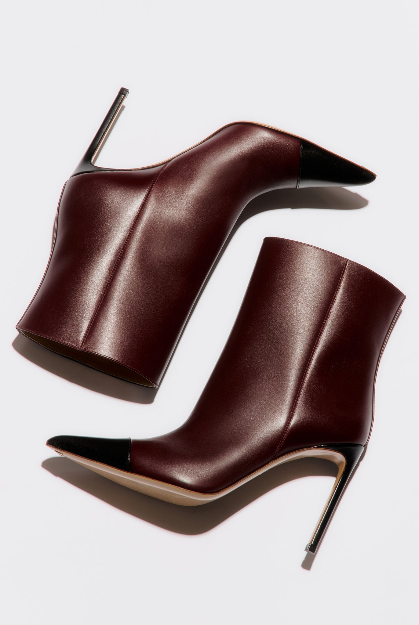 two tones pointed boots black and bordeaux heel height 95mm