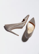 Asymmetric pump