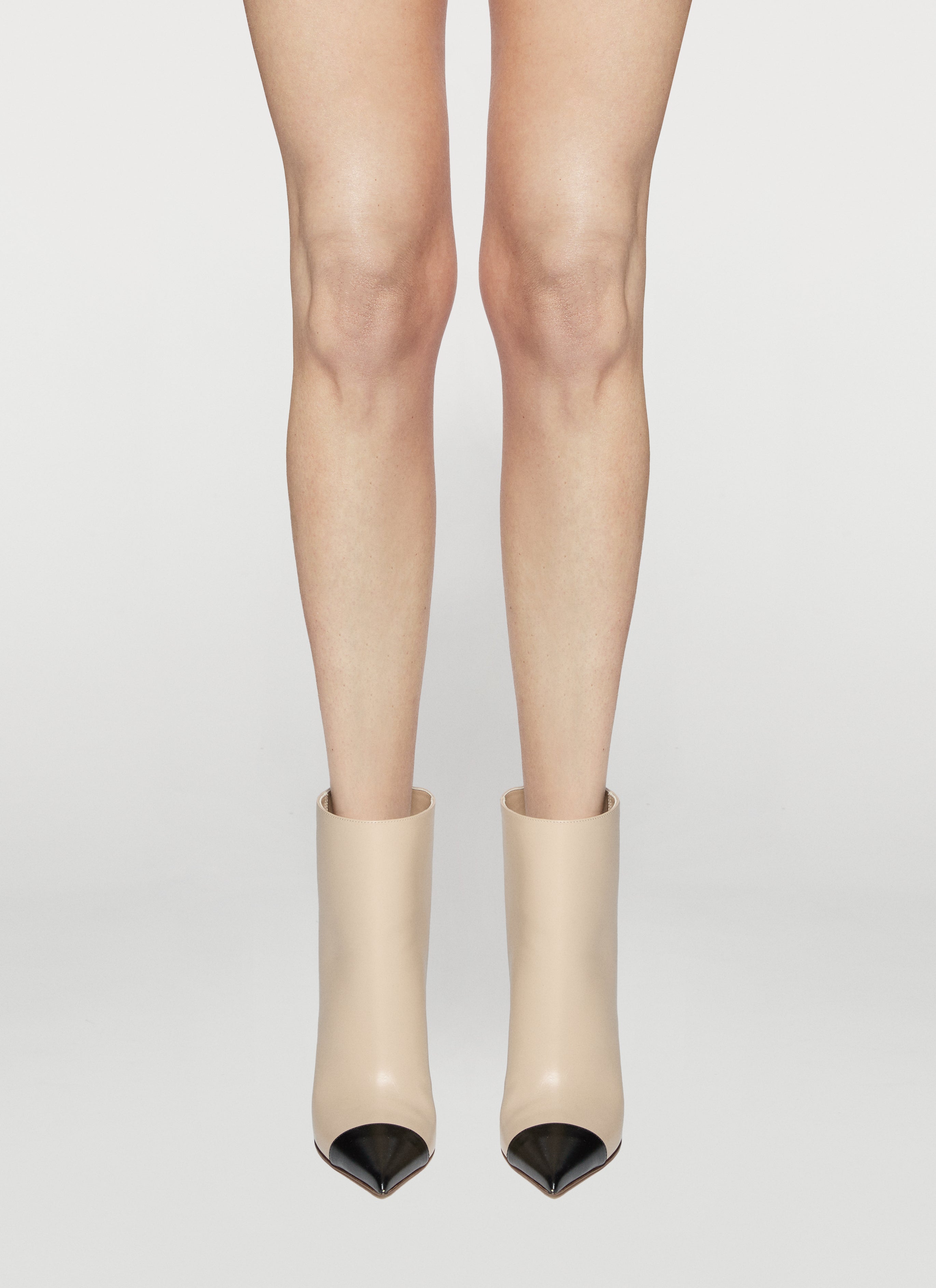 Francesco Russo ベージュ ポインテッドパンプス　37.5 Francesco Russo - Light Tan Suede Kitten Heel Mary Jane, 25mm