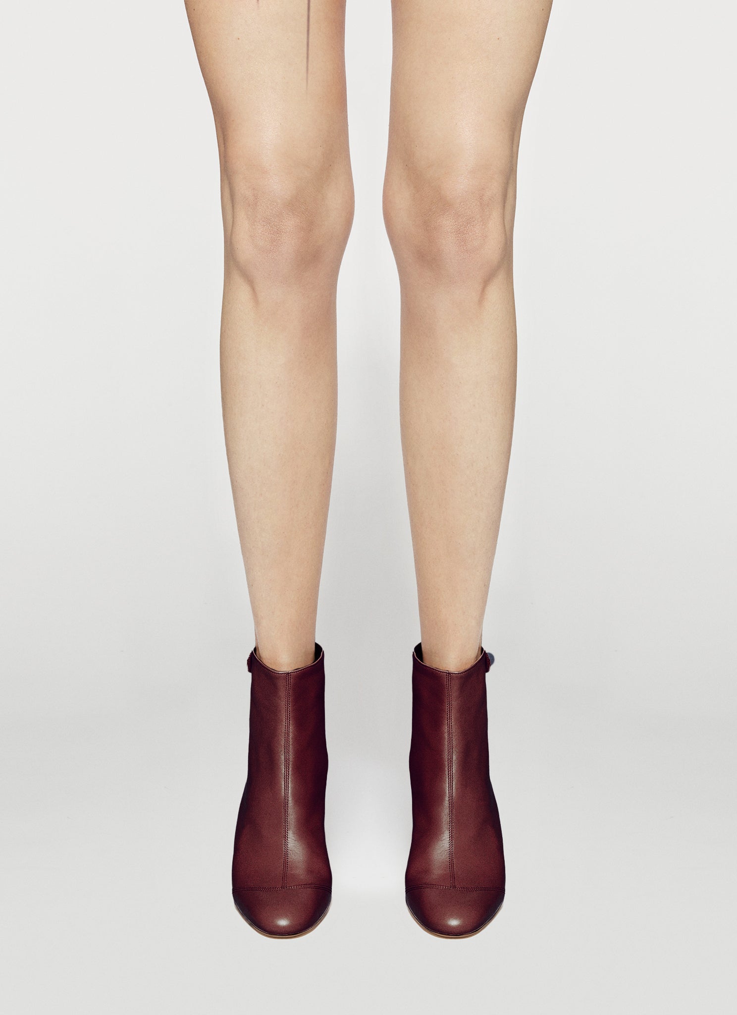 bordeaux soft bootie with a zip and button closure on the back heel hight 95mm